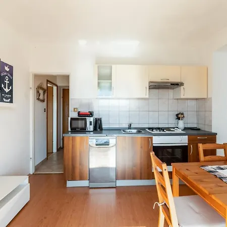 Apartments With A Parking Space Lopar, Rab - 14070 Esterno foto