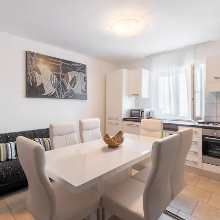 Apartments With A Parking Space Lopar, Rab - 14070 Esterno foto