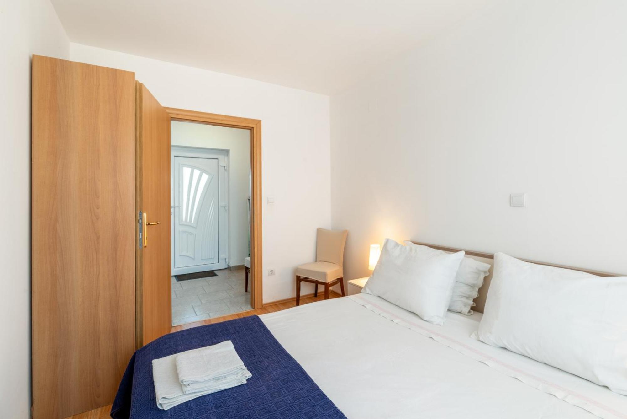 With A Parking Space Lopar, Rab - 14070 Apartment