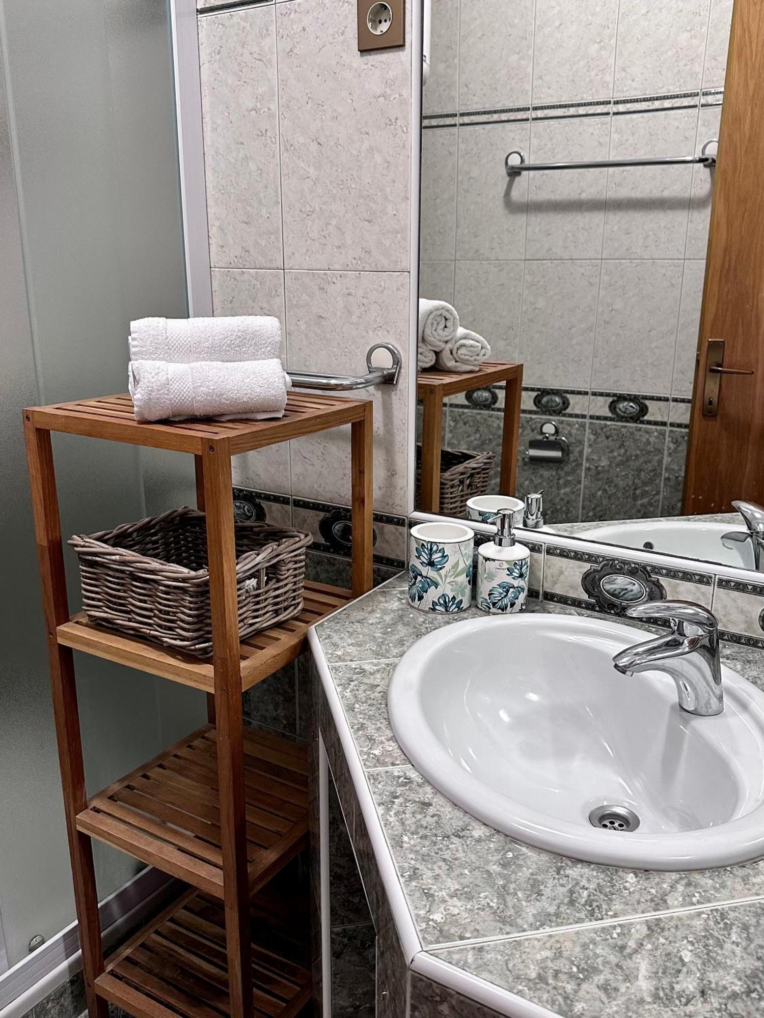 With A Parking Space Lopar, Rab - 14070 Apartment Lopar